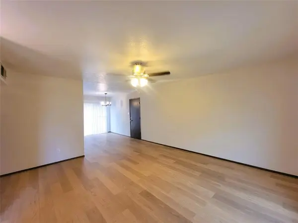 7724 Val Verde Drive, Fort Worth, TX 76133