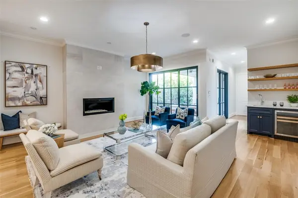 4031 Prescott Avenue, Dallas, TX 75219