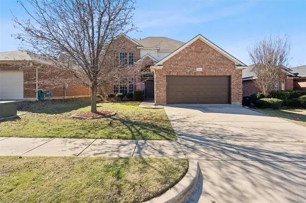 5841 Pearl Oyster Lane, Fort Worth, TX 76179