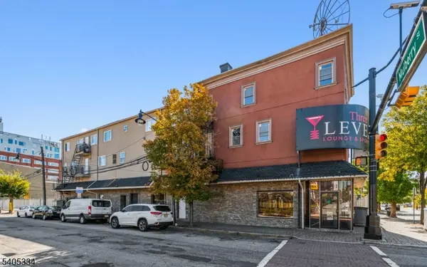 218 Mulberry St, Newark City, NJ 07102