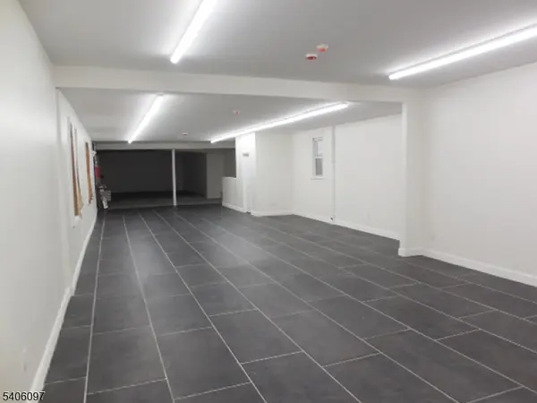 207 E 15Th St, Paterson City, NJ 07524