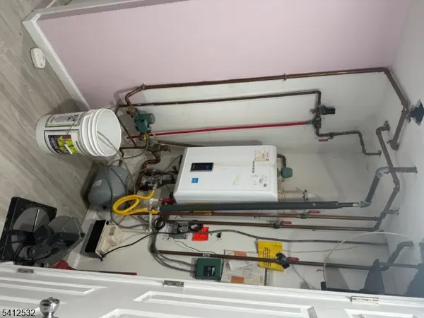 2 Harrison St, Belleville Twp., NJ 07109