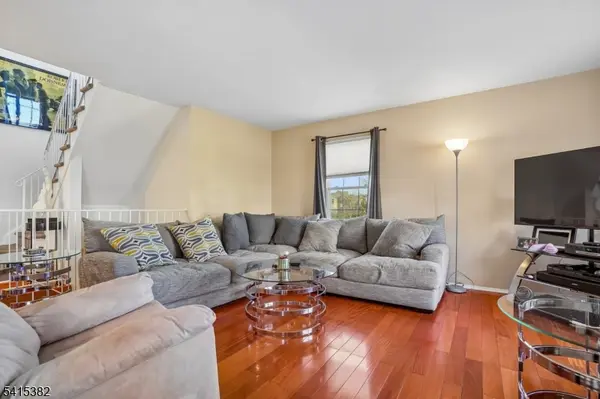 216 Copeley Way, North Brunswick Twp., NJ 08902