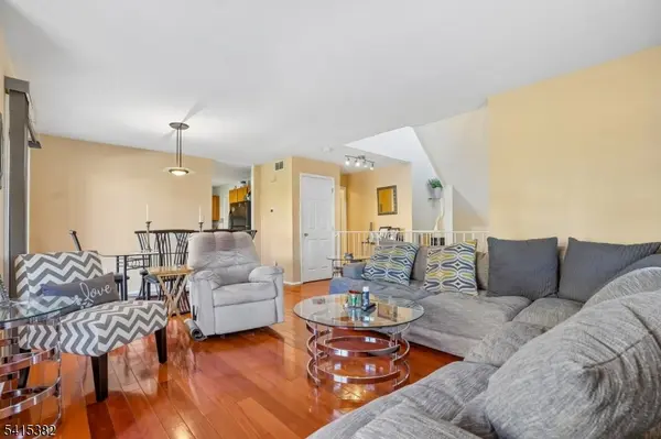 216 Copeley Way, North Brunswick Twp., NJ 08902