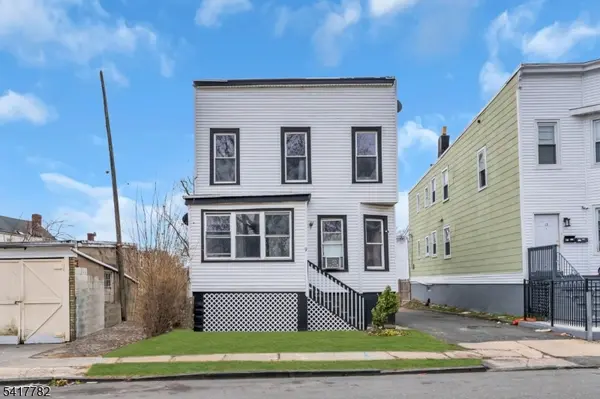 9 Lindsley Pl, East Orange City, NJ 07018