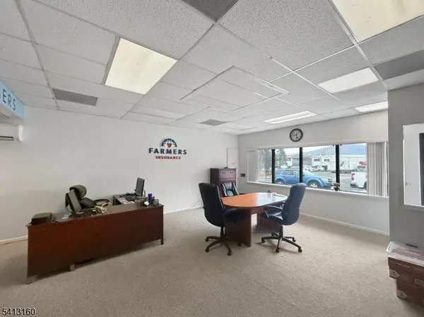 962 State Route 173, Bloomsbury Boro, NJ 08804