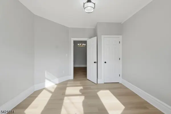 301 Ellis Ave, Irvington Twp., NJ 07111