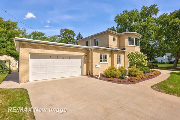 2309 Nurmi DR, Bay City, MI 48708