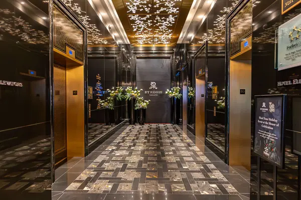 311 Bay ST #3906, Toronto C01, ON M5H 4G5