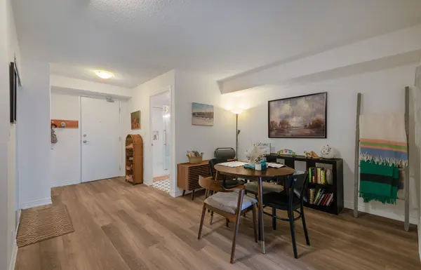 225 Wellesley ST E #516, Toronto C08, ON M4X 1X8