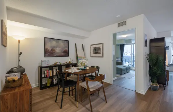 225 Wellesley ST E #516, Toronto C08, ON M4X 1X8