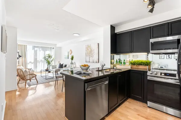 308 Palmerston AVE #204, Toronto C01, ON M6J 3X9