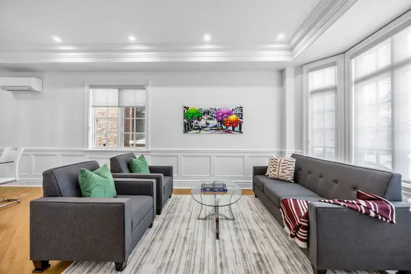 55 Lonsdale RD, Toronto C02, ON M4W 1W4