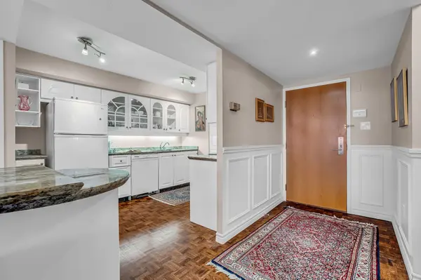 80 Front ST E #417, Toronto C08, ON M5E 1T4