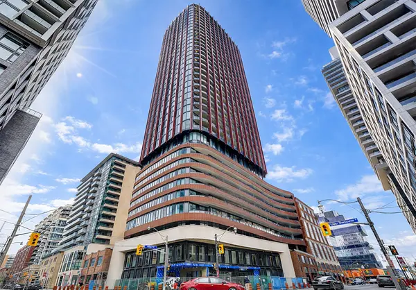 180 Front ST E #3011, Toronto C08, ON M5A 0K9