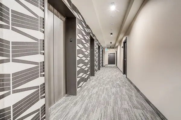 180 Front ST E #3011, Toronto C08, ON M5A 0K9