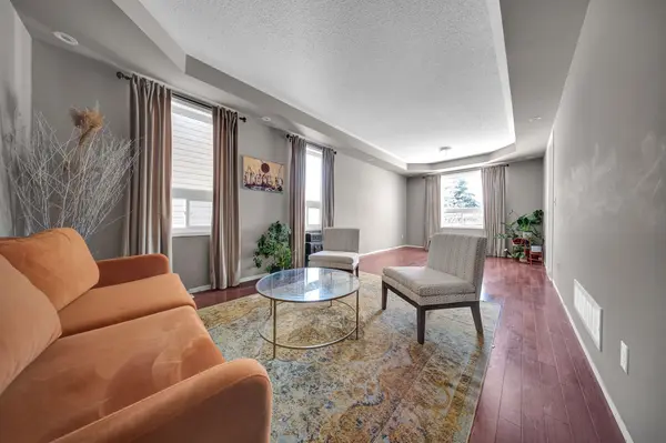 2300 Bridle RD, Oshawa, ON L1L 0A1