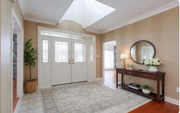 58 Brimwood CT, Pickering, ON L1V 6L1