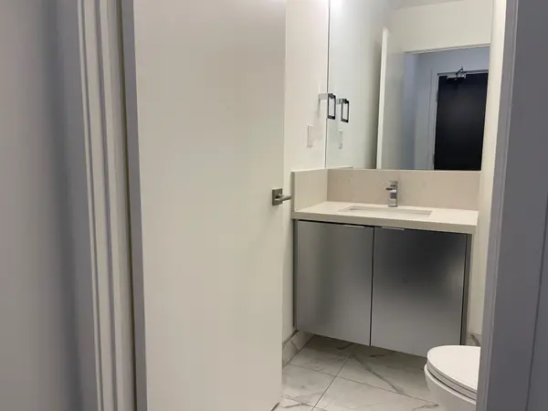 2916 Highway 7 RD #106, Vaughan, ON L4K 0K5