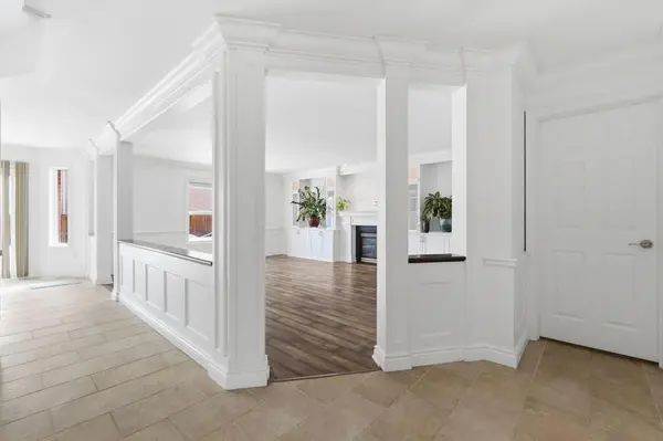 165 Sproule DR, Barrie, ON L4N 0R1