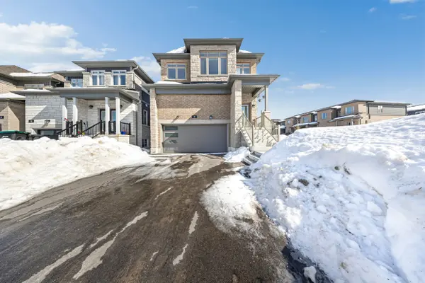 48 Barnyard TRL, Barrie, ON L9J 0C2