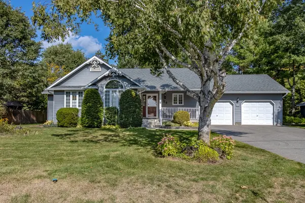 29 Mary Jane RD, Tiny, ON L0L 2T0