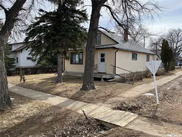 101 2nd AVENUE E, Lafleche, SK S0H 2K0