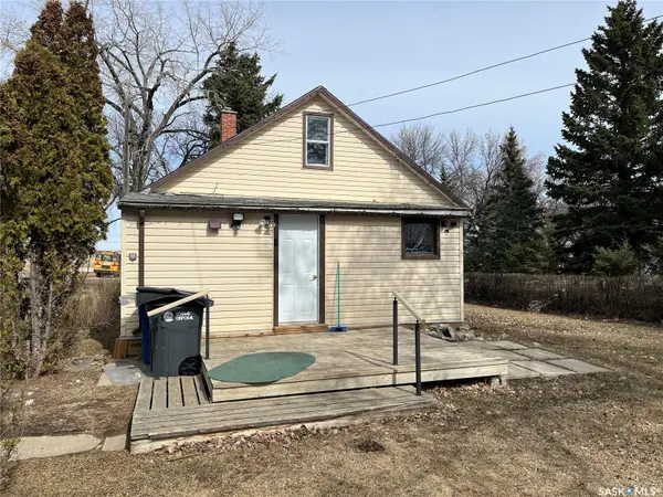 101 2nd AVENUE E, Lafleche, SK S0H 2K0