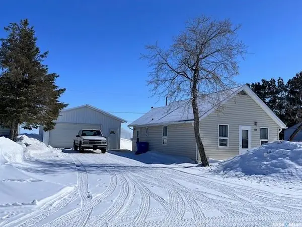 332 Ruttle AVENUE, Kinistino, SK S0J 1H0