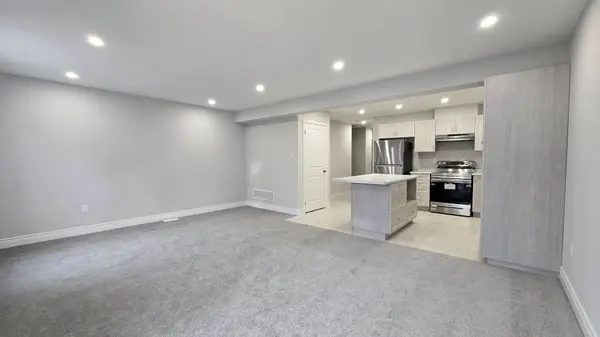 22 McConnell CRES, Bracebridge, ON P1L 0N7