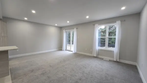 22 McConnell CRES, Bracebridge, ON P1L 0N7