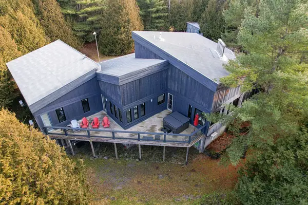 1080 Clydesdale RD, North Kawartha, ON K0L 1A0