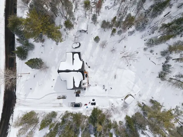 1131 Springdale Park RD, Bracebridge, ON P1L 1W9