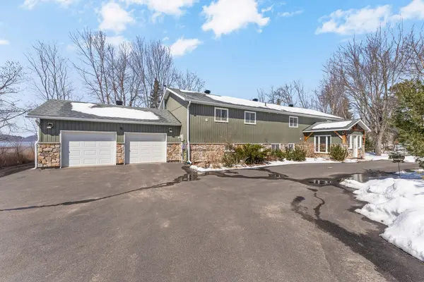 42125 Combermere RD NE, Madawaska Valley, ON K0J 1B0