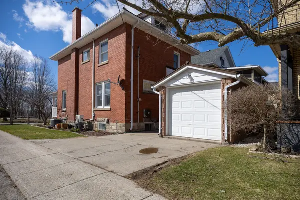 3 Margaret ST, St. Thomas, ON N5R 3H5