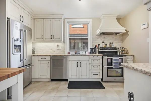 3 Margaret ST, St. Thomas, ON N5R 3H5