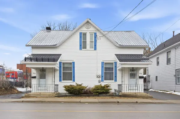 33-35 Victoria ST,  Carleton Place,  ON K7C 2W2