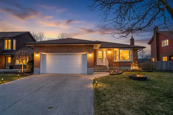 78 Esther AVE, Cambridge, ON N1S 4L6