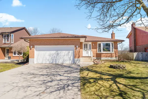 78 Esther AVE, Cambridge, ON N1S 4L6