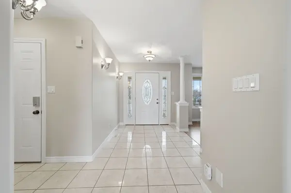 24 Britton PL, Belleville, ON K8P 5N5