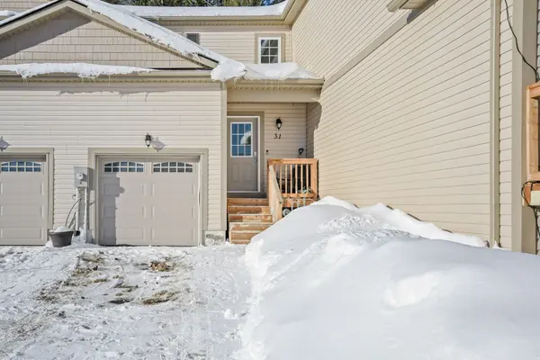 31 Nicole Park PL, Bracebridge, ON P1L 0C8