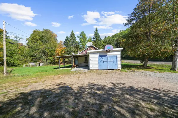 1093 South Lake RD, Minden Hills, ON K0M 2K0