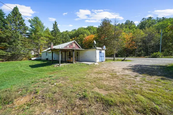1093 South Lake RD, Minden Hills, ON K0M 2K0