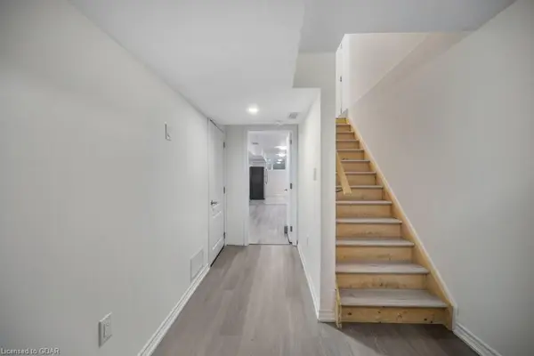 78 Couling CRES #LOWER, Guelph, ON N1E 0J8