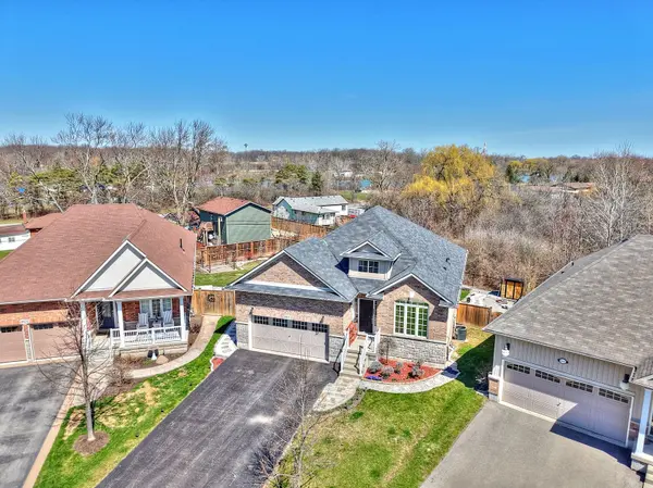 8913 Tallgrass AVE, Niagara Falls, ON L2G 0E6