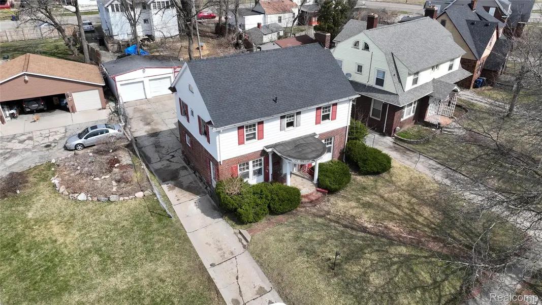 122 Welch BLVD, Flint, MI 48503