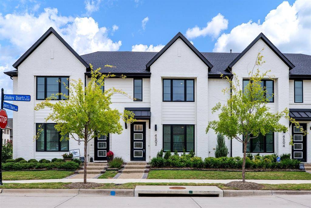 4502 Smokey Quartz Lane, Arlington, TX 76005