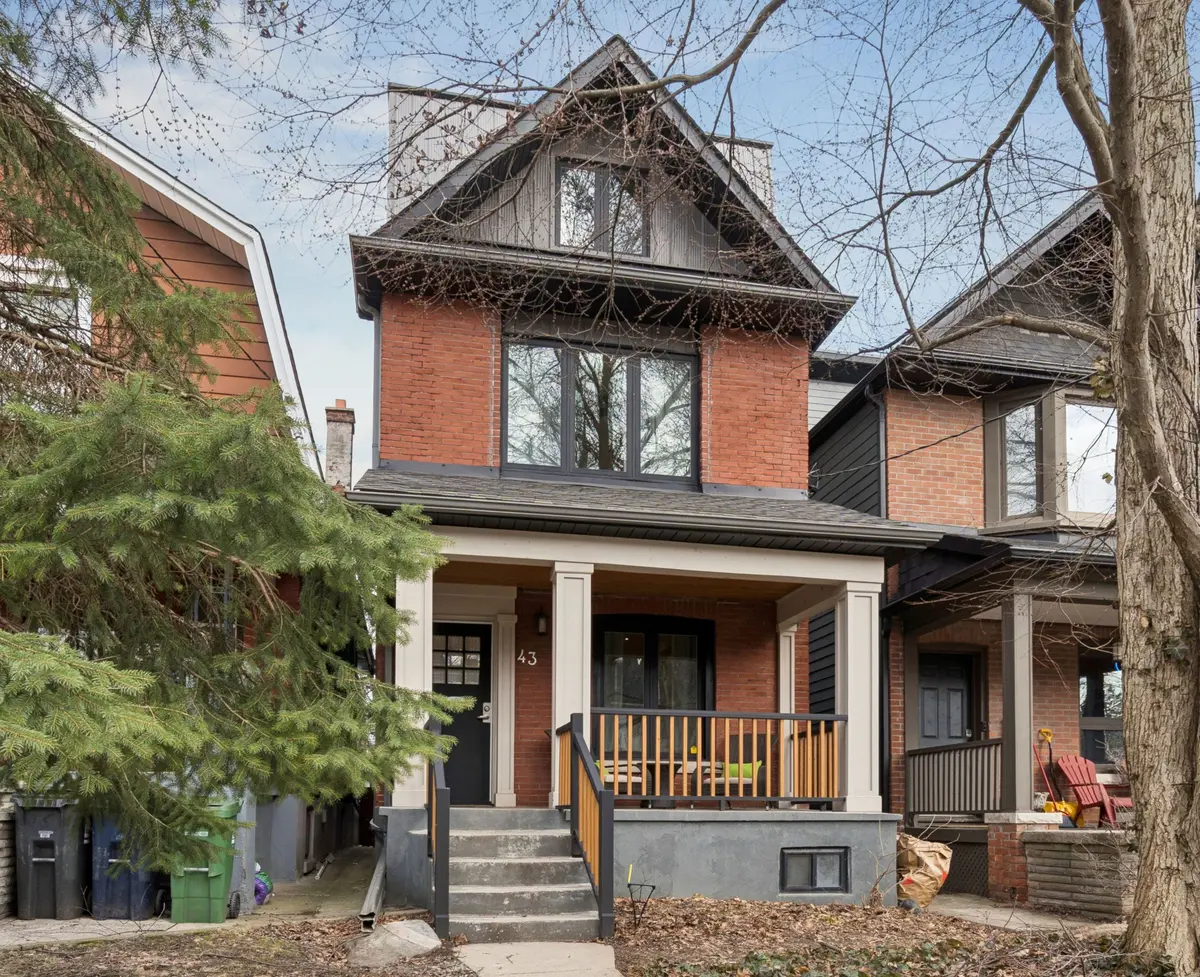 43 Chester AVE, Toronto E03, ON M4K 2Z8