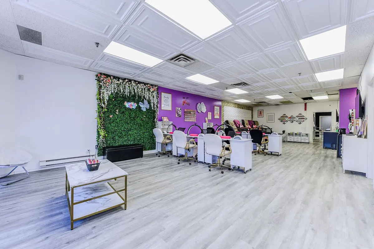 4220 Steeles AVE W #C10, Vaughan, ON L4L 3S8