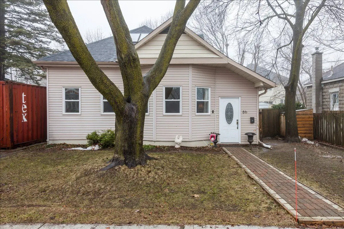 86 John ST, Barrie, ON L4N 2K5